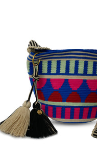 Chila Bags | Flores Amapola Medium Bag
