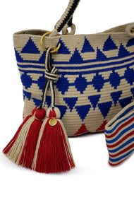 Chila Bags | Flores Camelia Medium Tote Bag